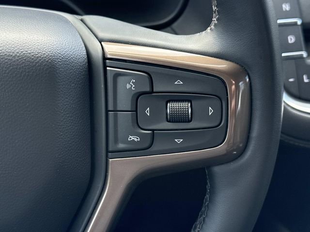 Used 2023 Chevrolet Suburban High Country image 24