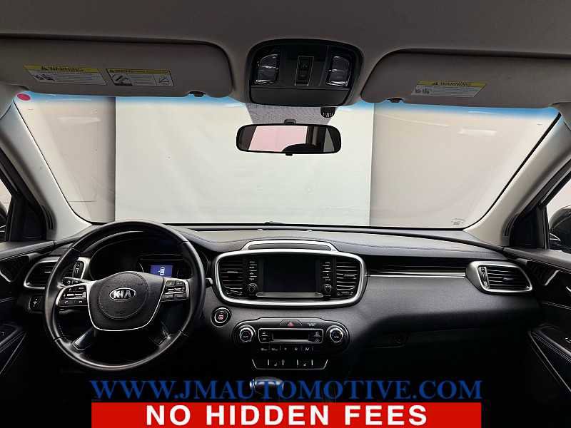 Used 2020 Kia Sorento S image 11