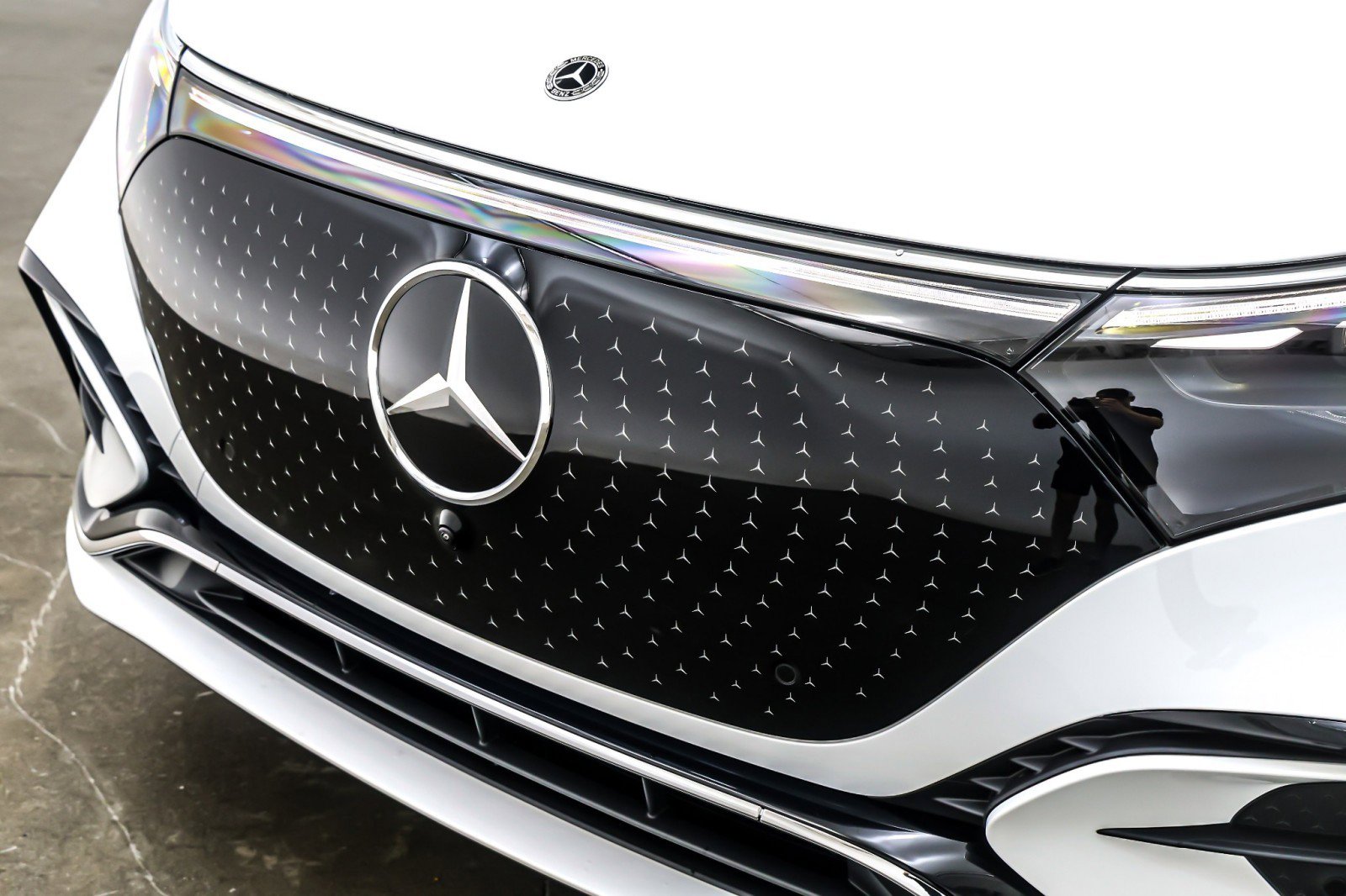 New 2026 Mercedes-Benz EQS 550 4MATIC SUV image 12