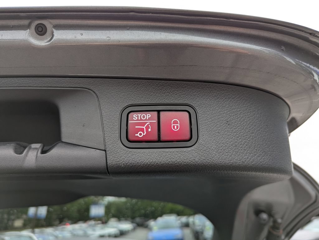 Used 2021 Mercedes-Benz GLA 250 4MATIC image 44