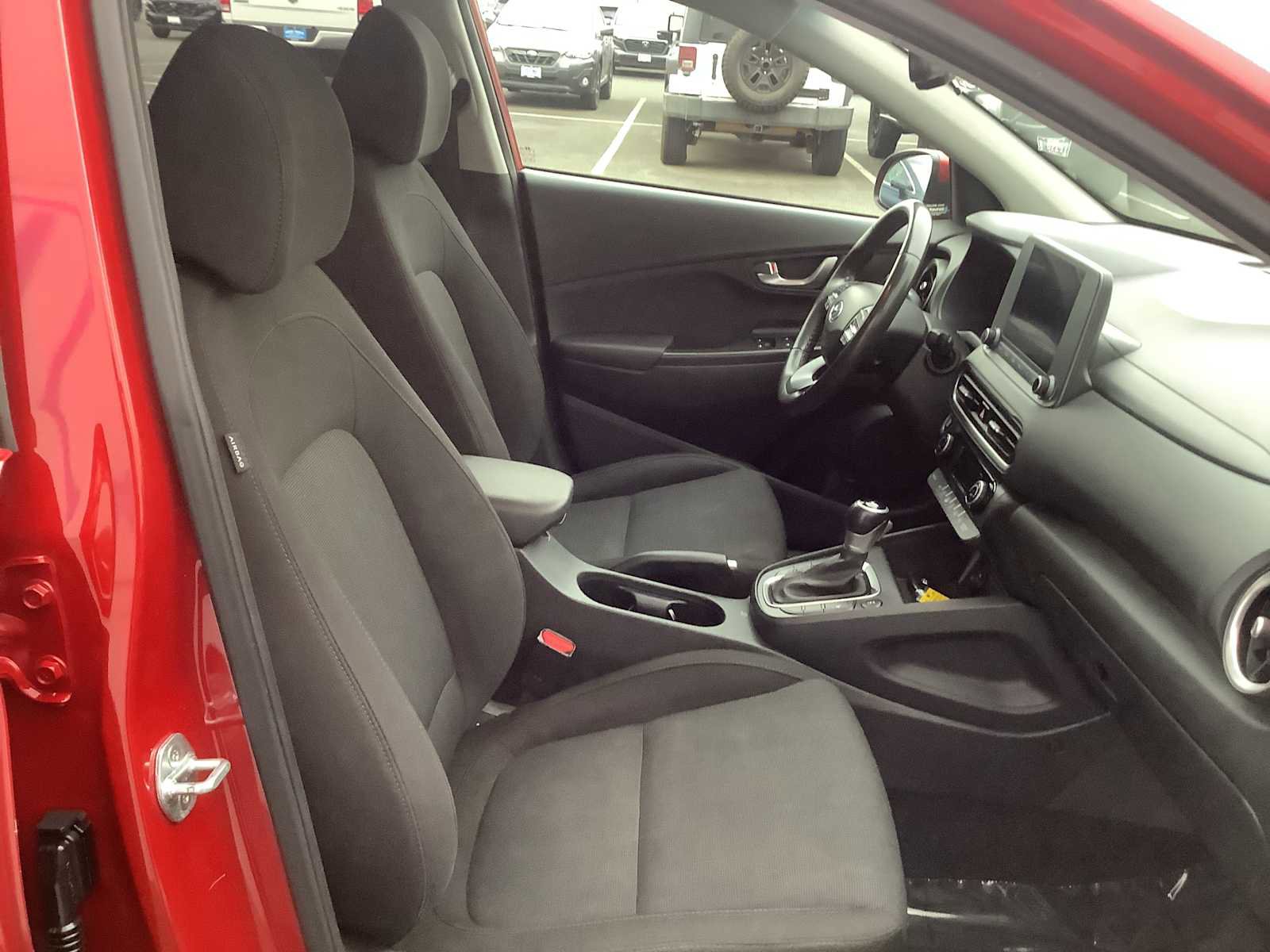 Used 2022 Hyundai Kona SEL w/ Convenience Package image 14