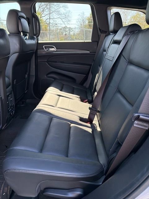 Used 2021 Jeep Grand Cherokee Limited w/ Luxury Group II image 20