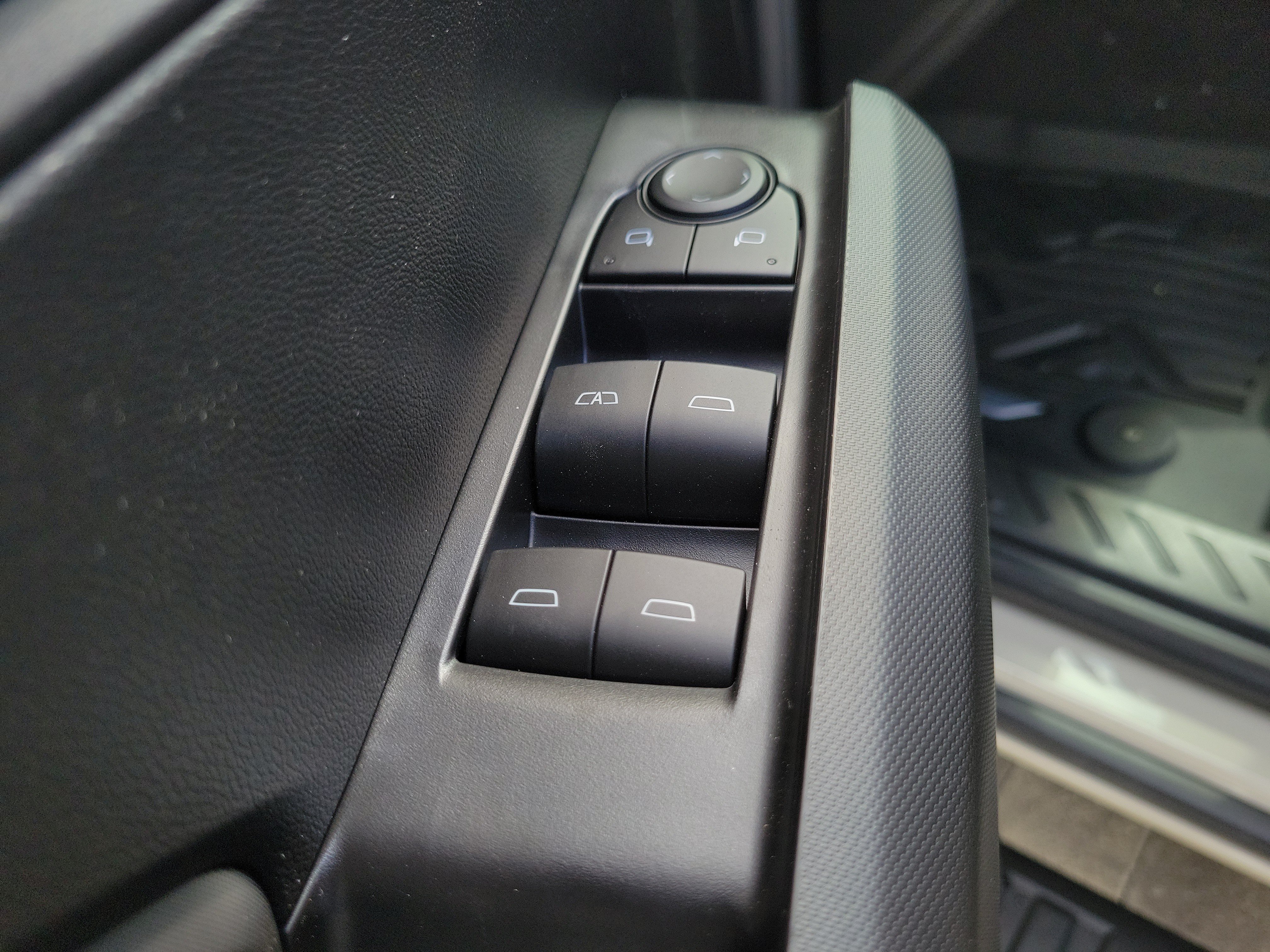 New 2026 GMC Canyon Elevation w/ Convenience Package RWD image 18