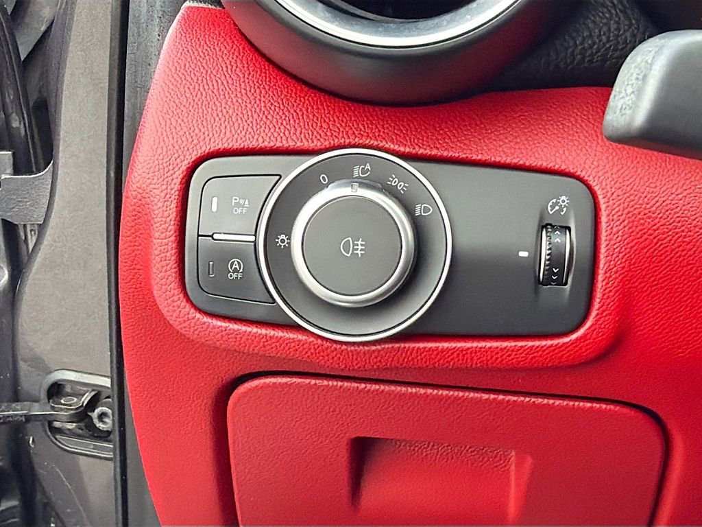 Used 2018 Alfa Romeo Giulia Ti Sport w/ Quick Order Package 22U Sport image 35