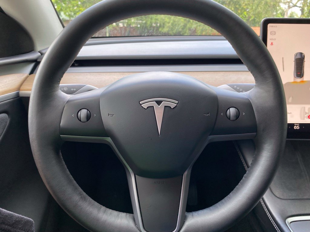 Used 2025 Tesla Model Y Long Range RWD image 24