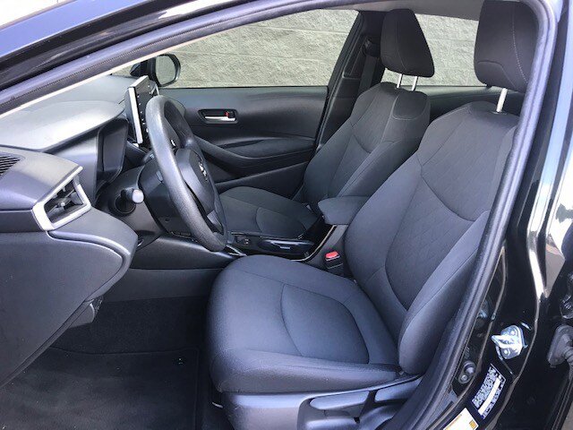 Used 2021 Toyota Corolla LE w/ LE Convenience Package FWD image 6