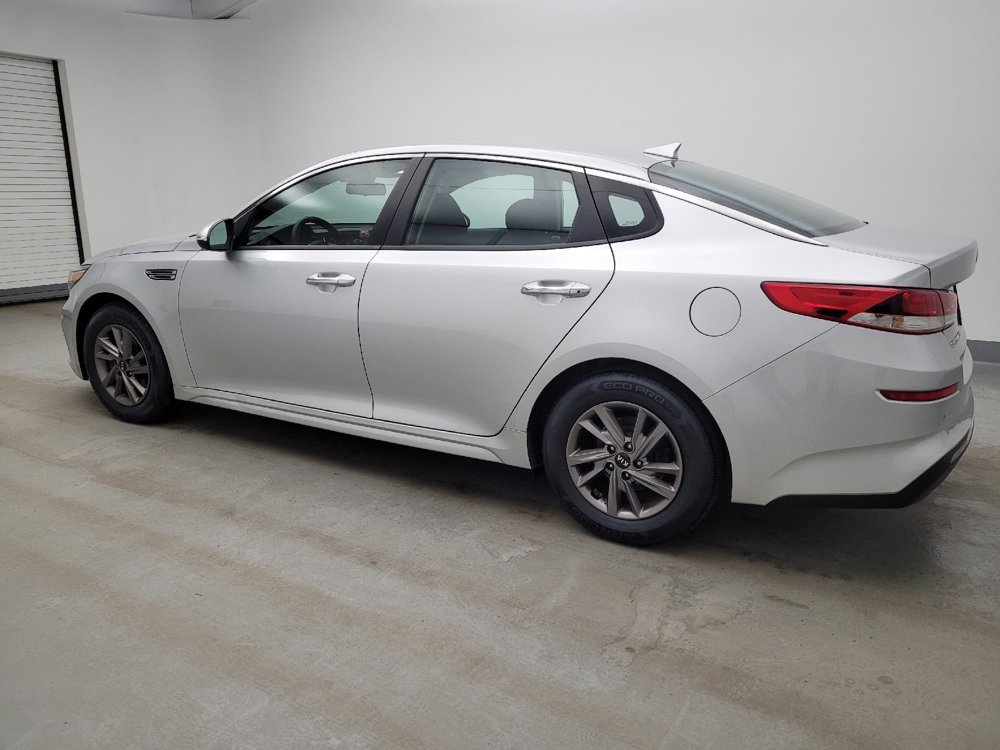 Used 2020 Kia Optima LX image 3