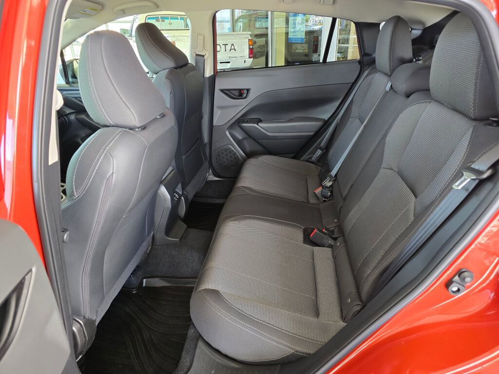 Used 2024 Subaru Crosstrek 2.0i Premium w/ Popular Package #4 image 36