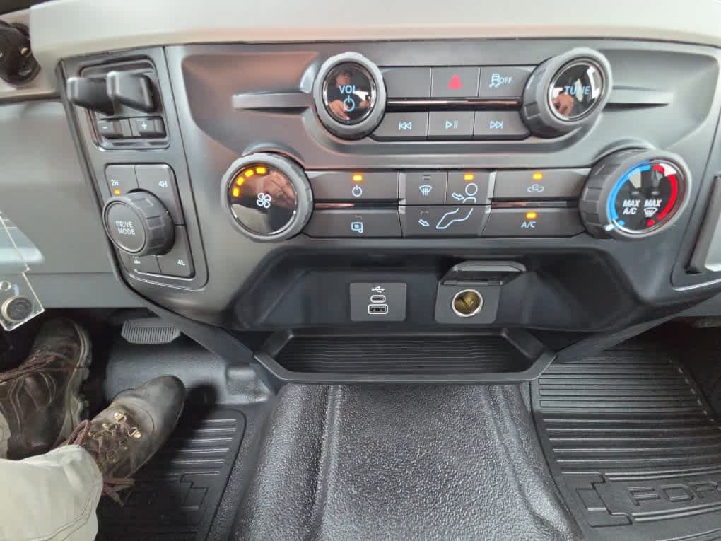 New 2026 Ford F350 XLT AWD/4WD image 41