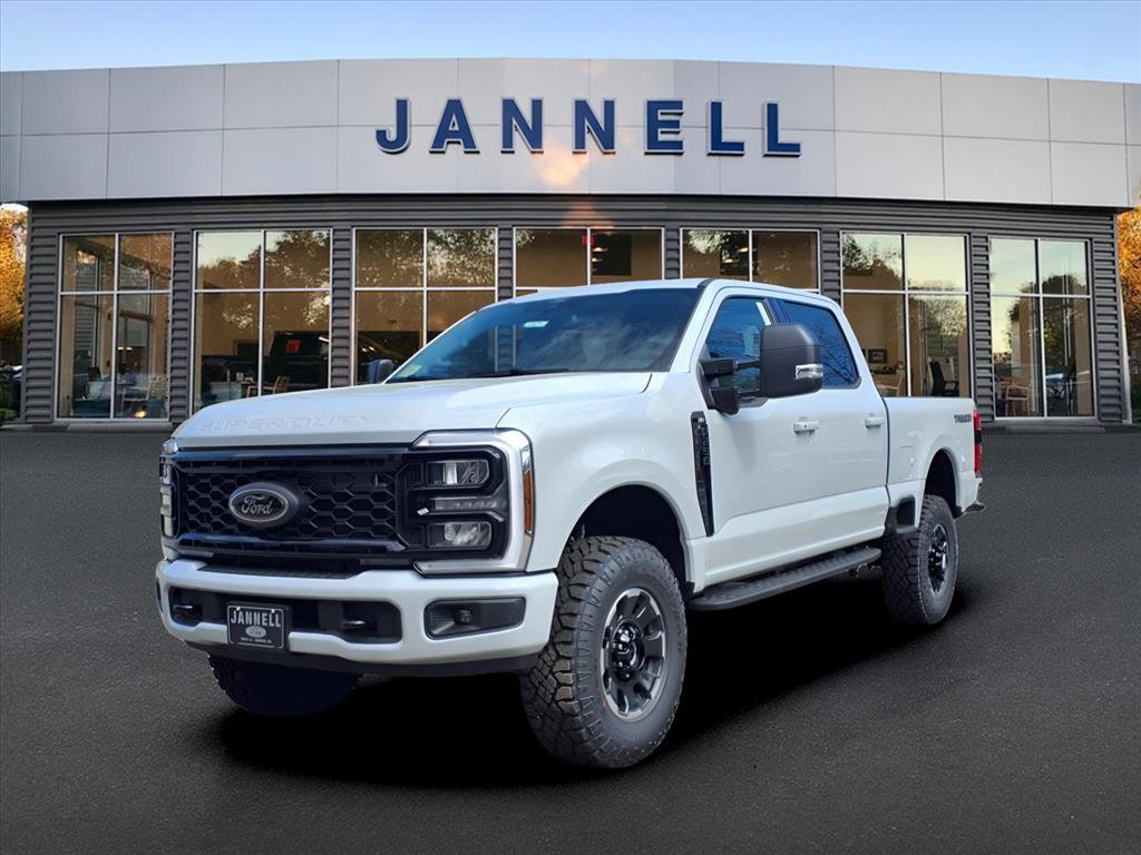 New 2025 Ford F250 XLT w/ Black Appearance Package