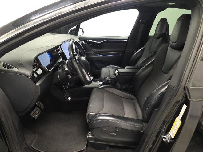 Used 2017 Tesla Model X P100D image 8