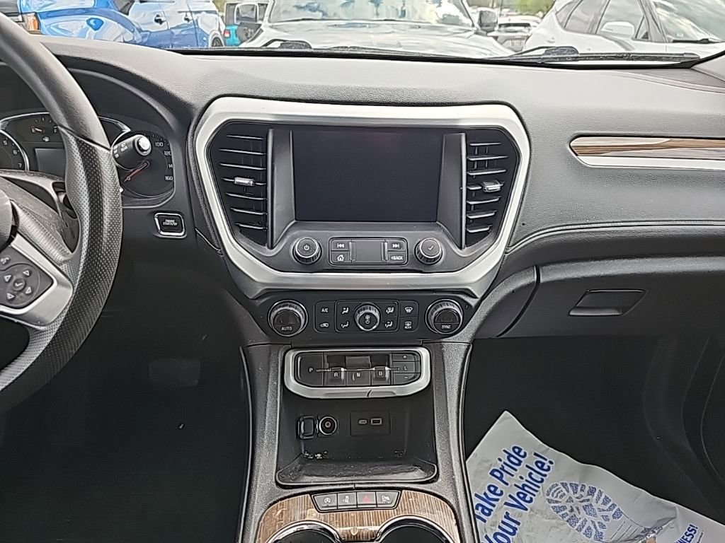 Used 2023 GMC Acadia SLE w/ Driver Convenience Package image 6