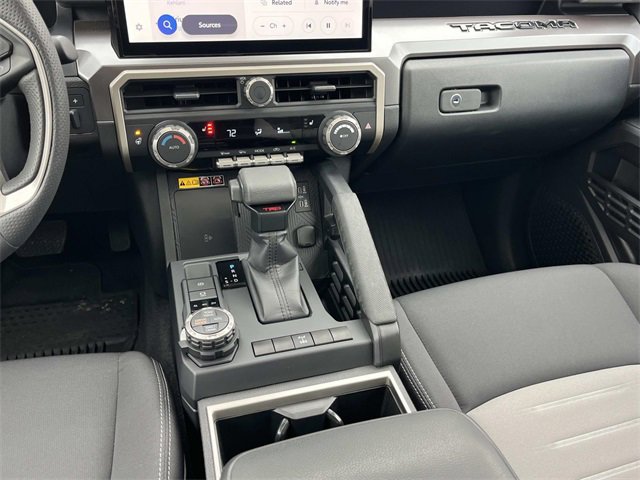 Used 2025 Toyota Tacoma TRD Off-Road image 18