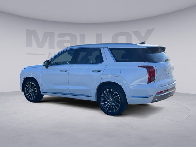 Used 2023 Hyundai Palisade Calligraphy image 3