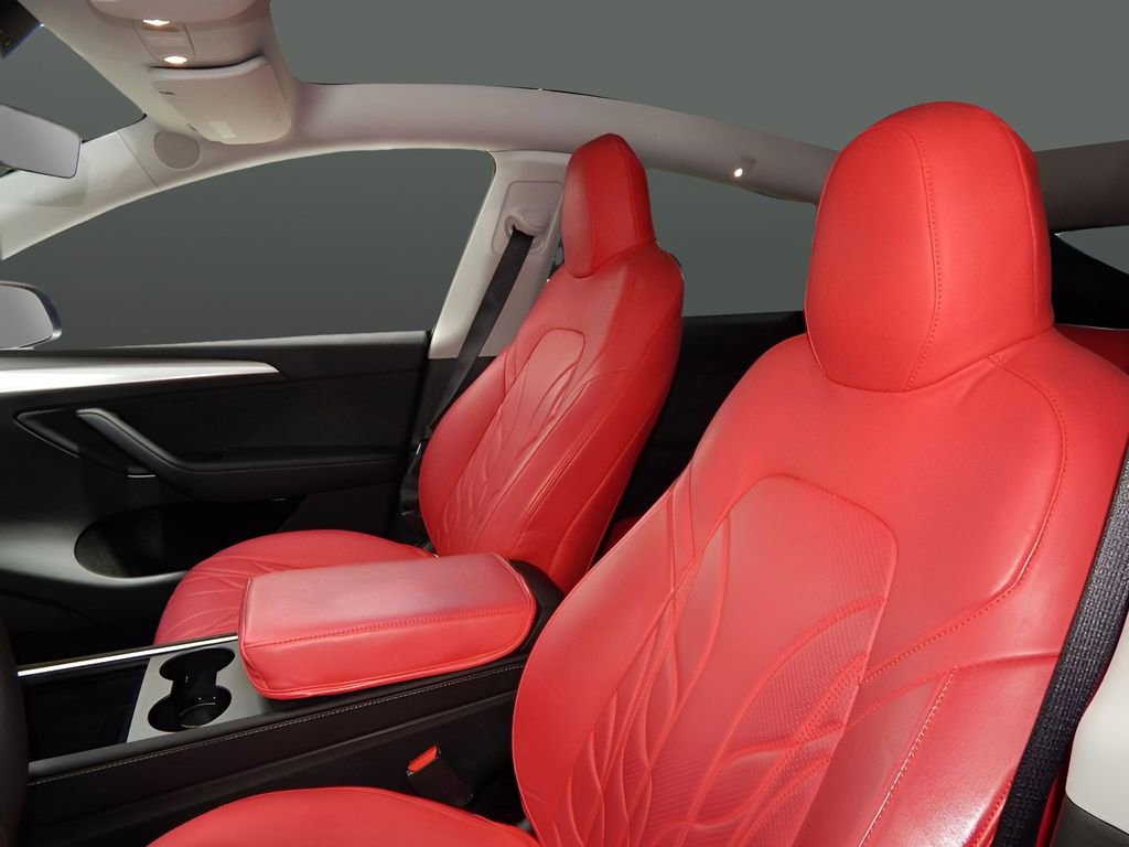 Used 2025 Tesla Model Y Long Range image 18