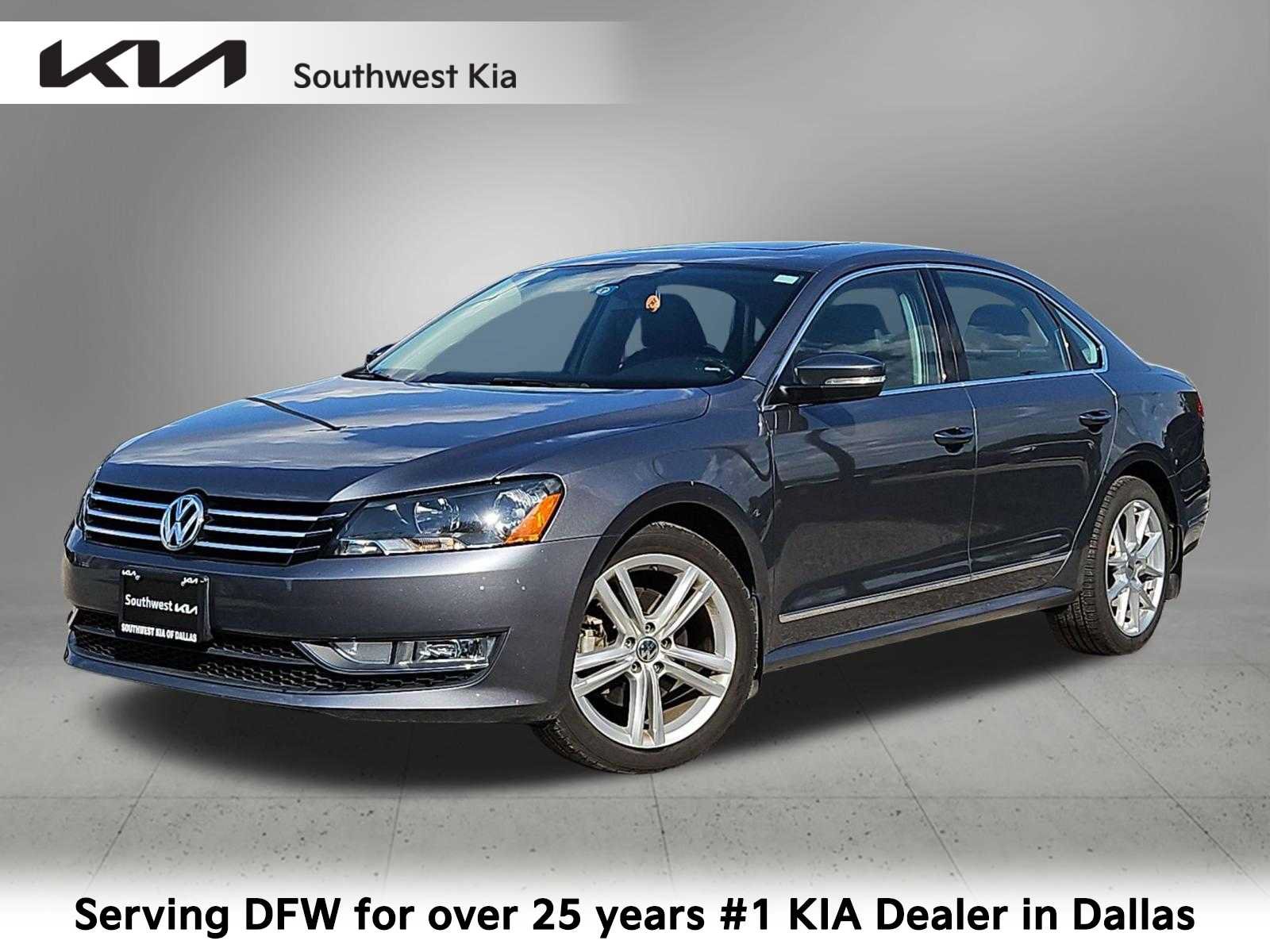 Used 2015 Volkswagen Passat 1.8T SE FWD image 1