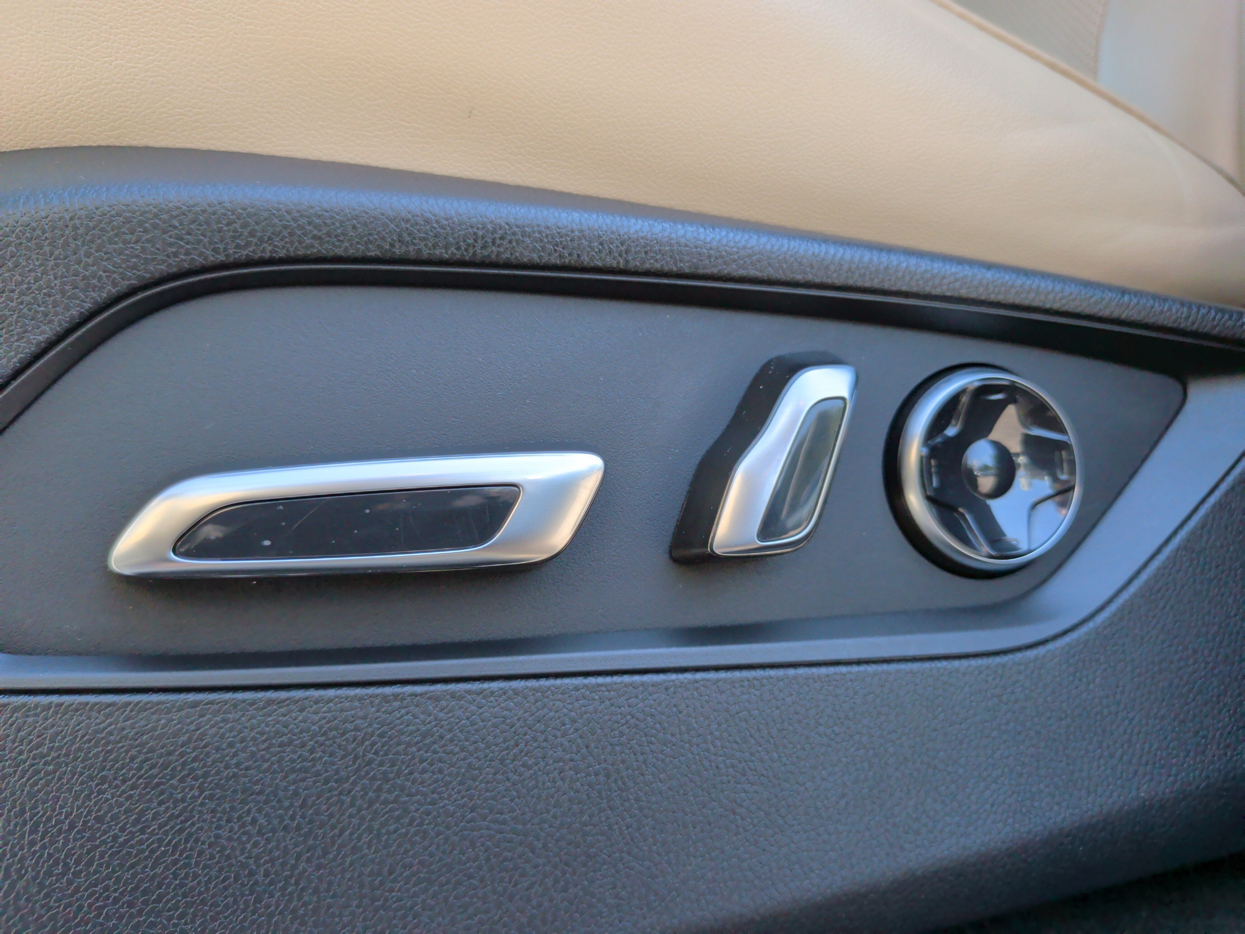 Used 2023 Acura MDX w/ Technology Package FWD image 27