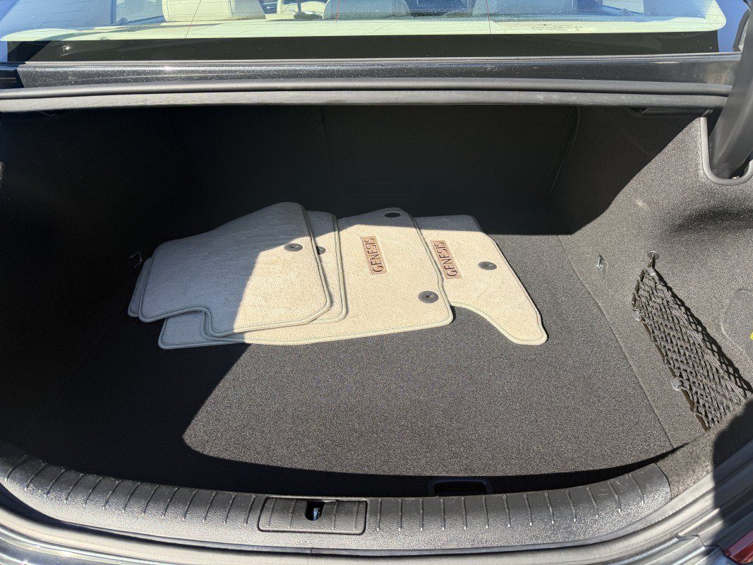 Used 2019 Genesis G70 3.3T Design AWD/4WD image 20