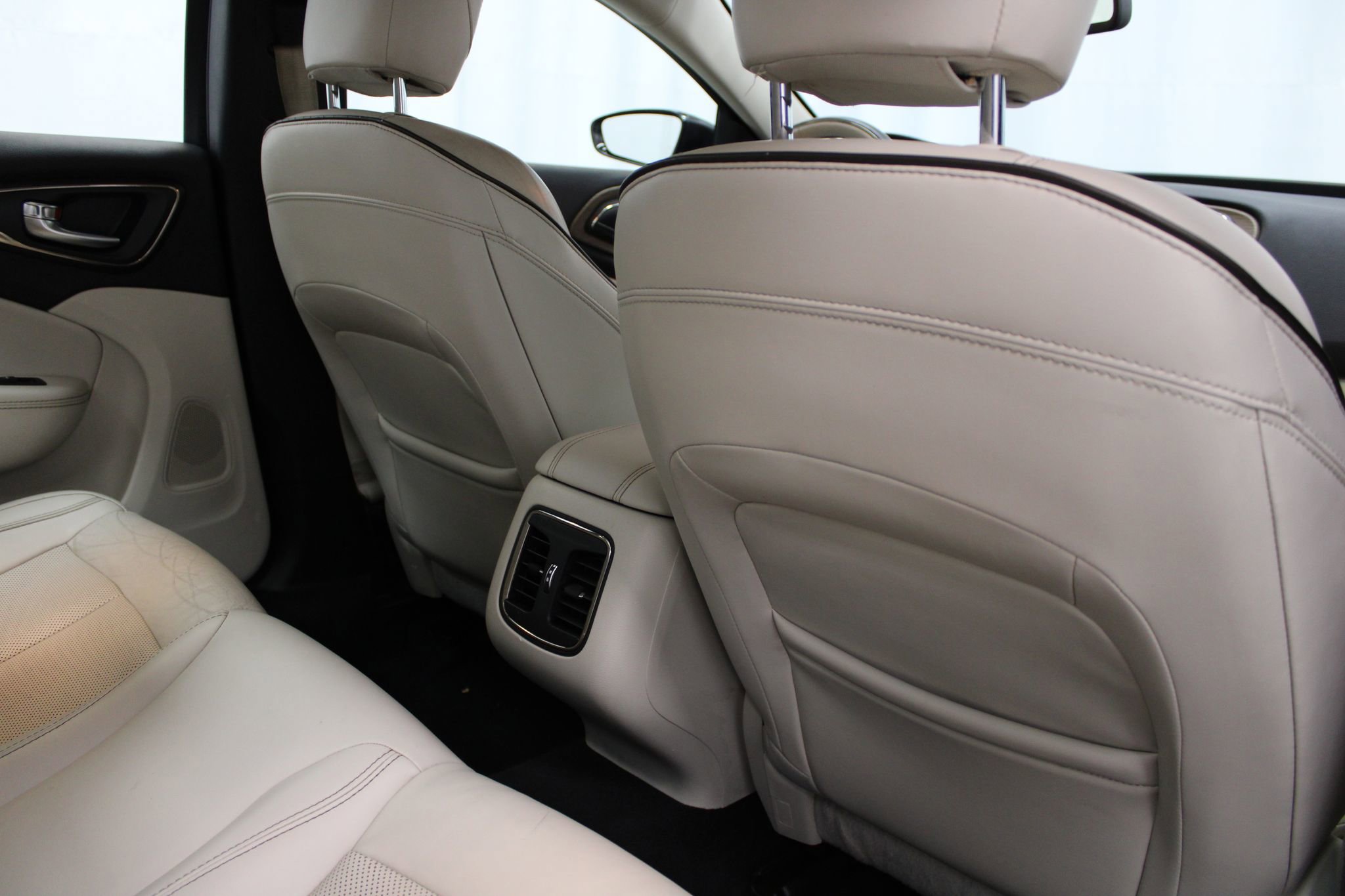 Used 2015 Chrysler 200 C w/ Navigation & Sound Group I AWD/4WD image 22