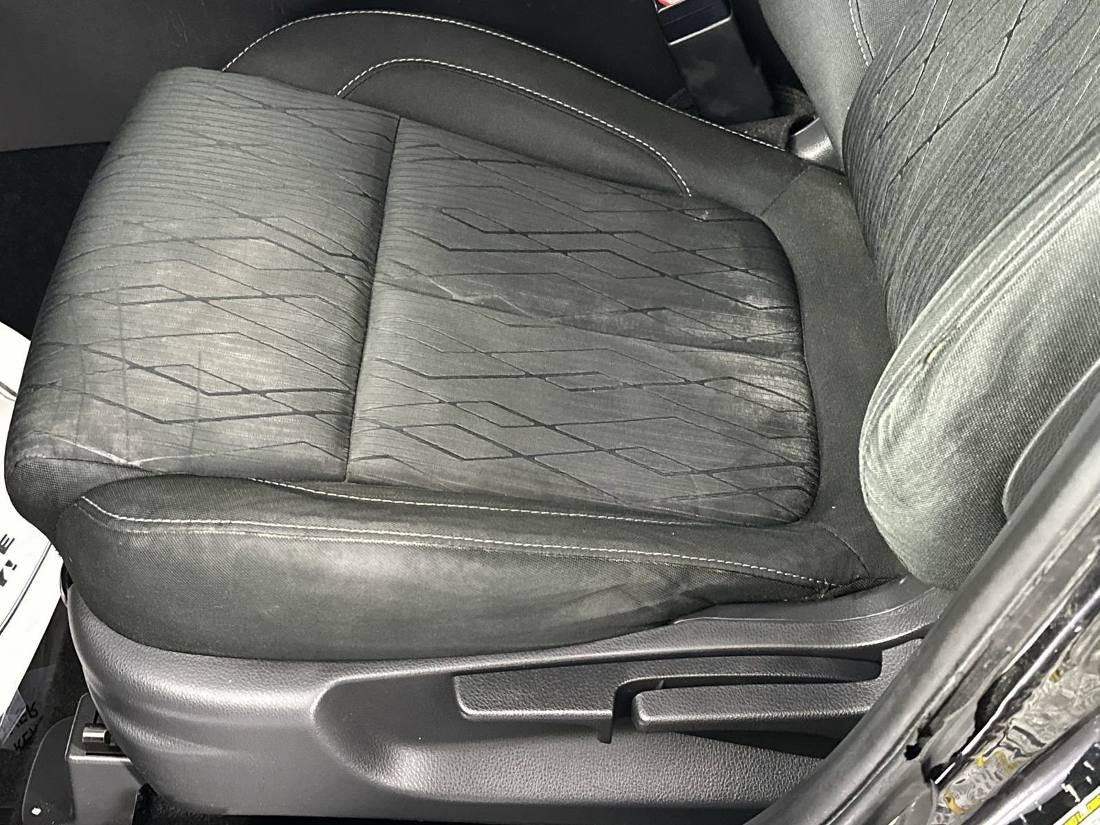 Used 2020 Mitsubishi Eclipse Cross SE image 16