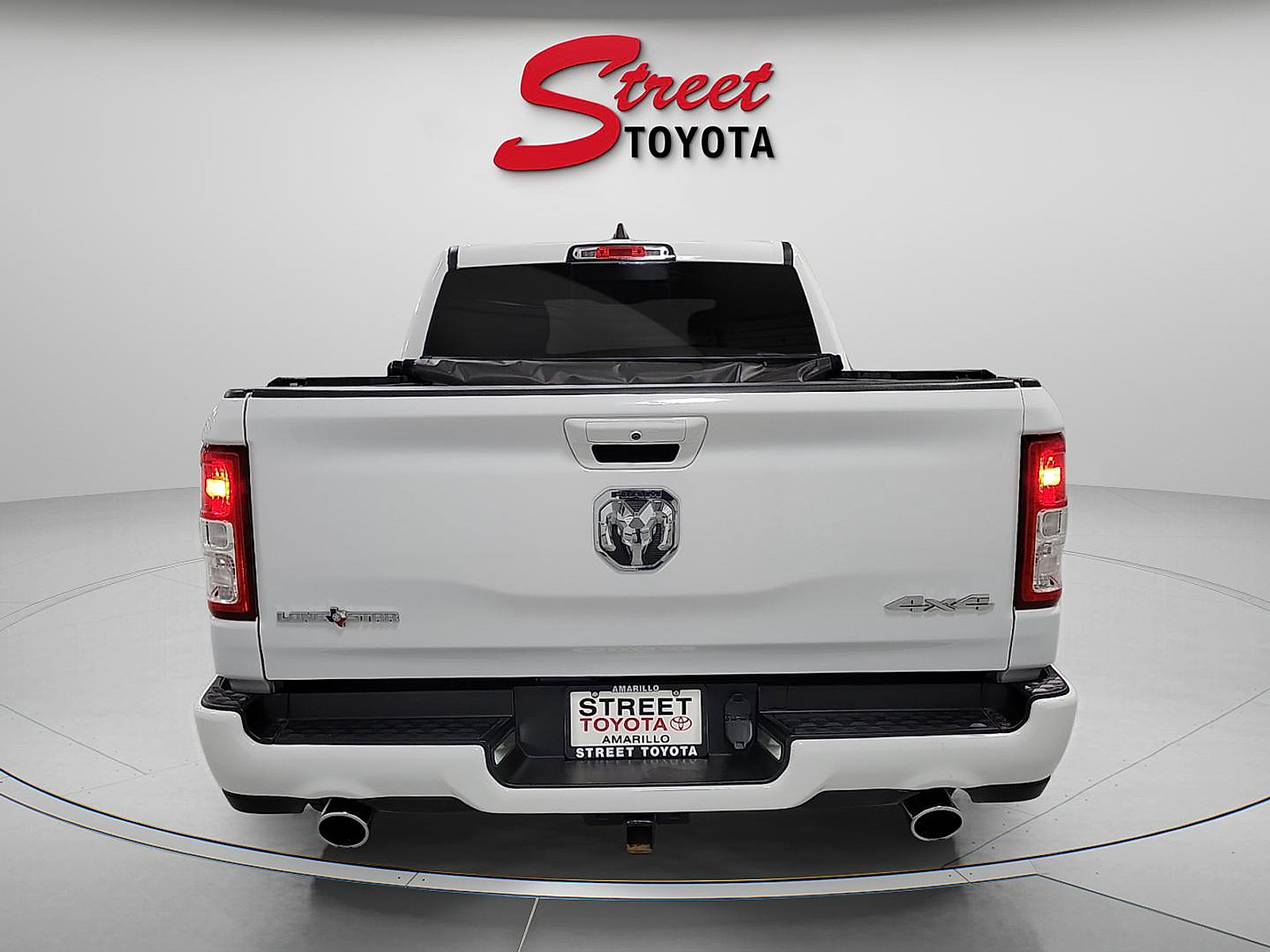 Used 2022 RAM 1500 Lone Star AWD/4WD image 3