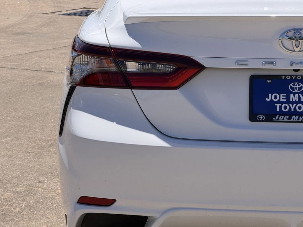 Used 2024 Toyota Camry SE FWD image 10