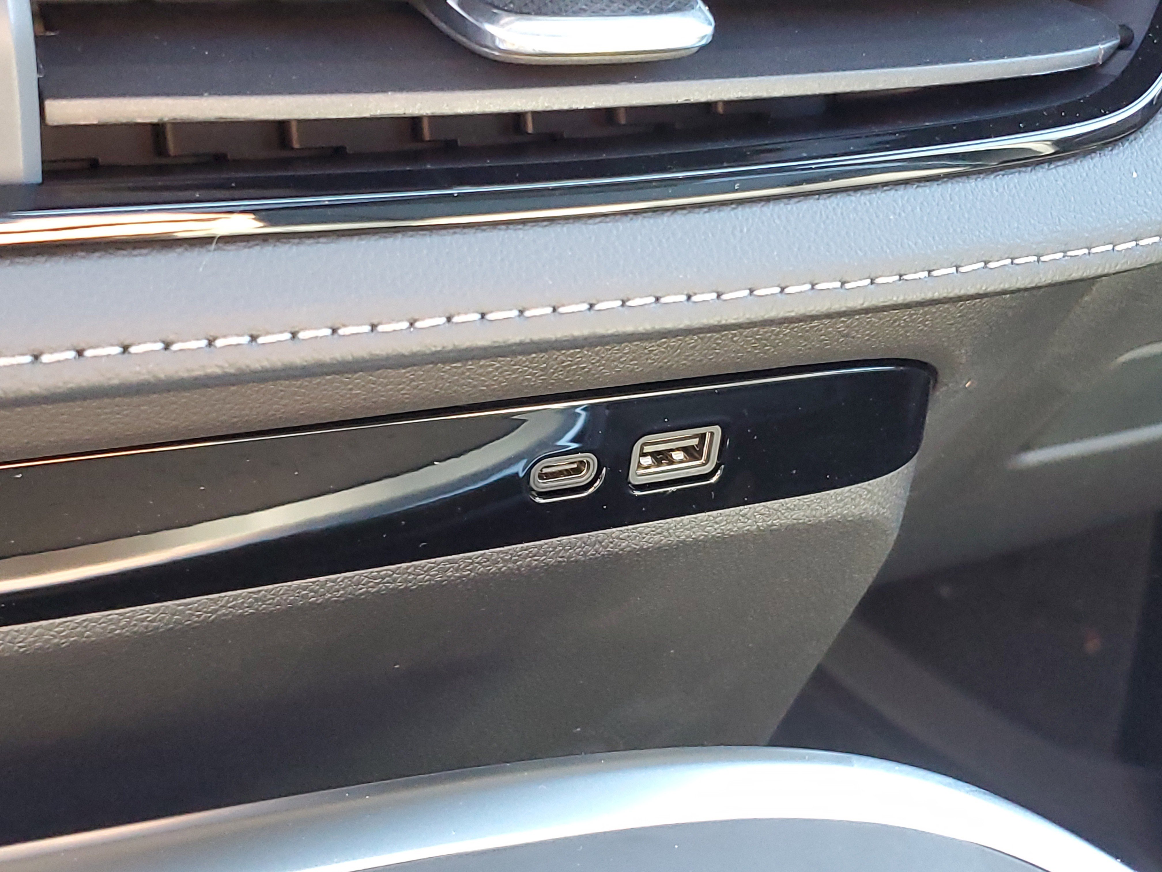 New 2026 Buick Enclave Sport Touring w/ Power Package image 31