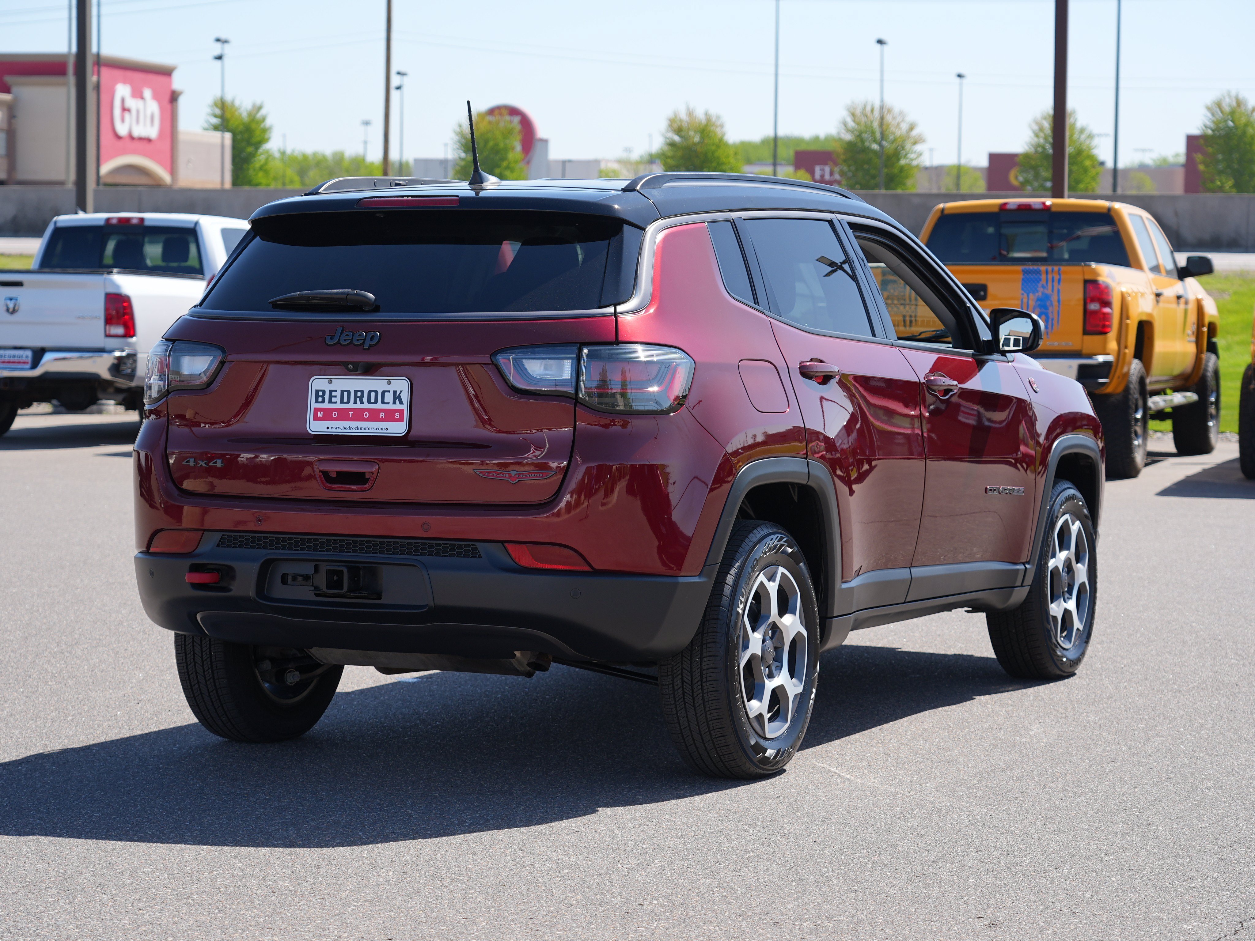 Used 2022 Jeep Compass Trailhawk w/ Trailhawk Elite Group AWD/4WD image 3