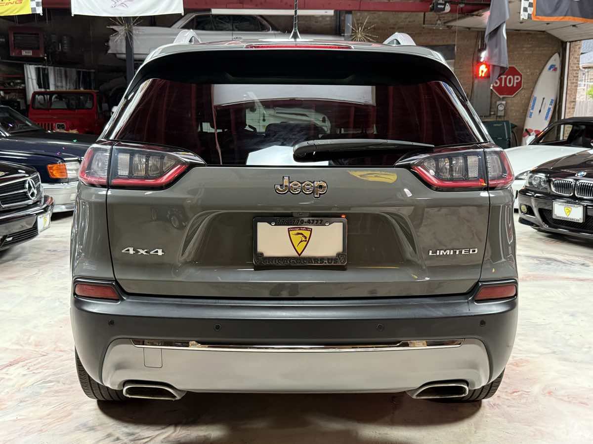 Used 2020 Jeep Cherokee Limited AWD/4WD image 5