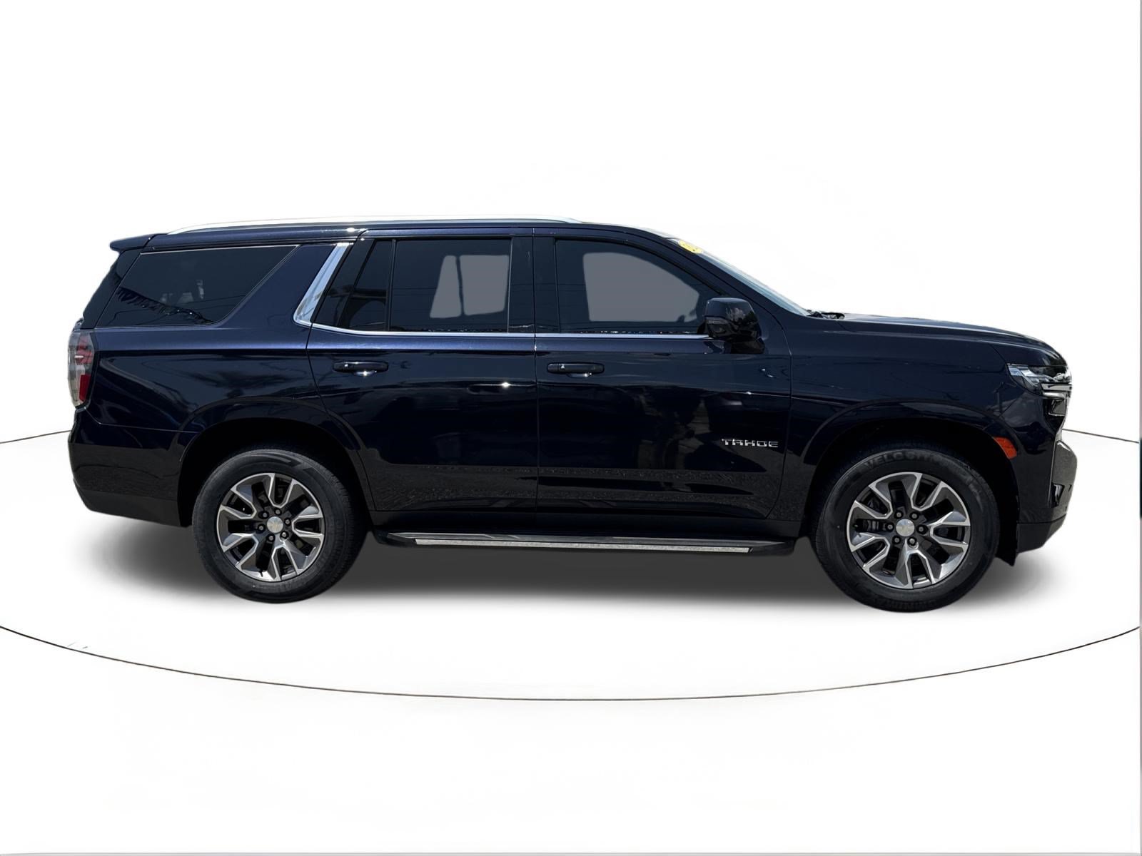 Used 2022 Chevrolet Tahoe LT w/ LT Signature Package RWD image 2
