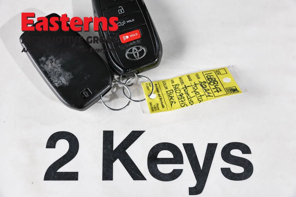 Used 2024 Toyota Tundra Limited image 29