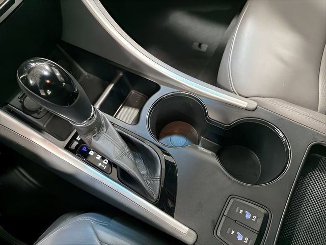 Used 2013 Hyundai Sonata Limited w/ Premium Pkg FWD image 26