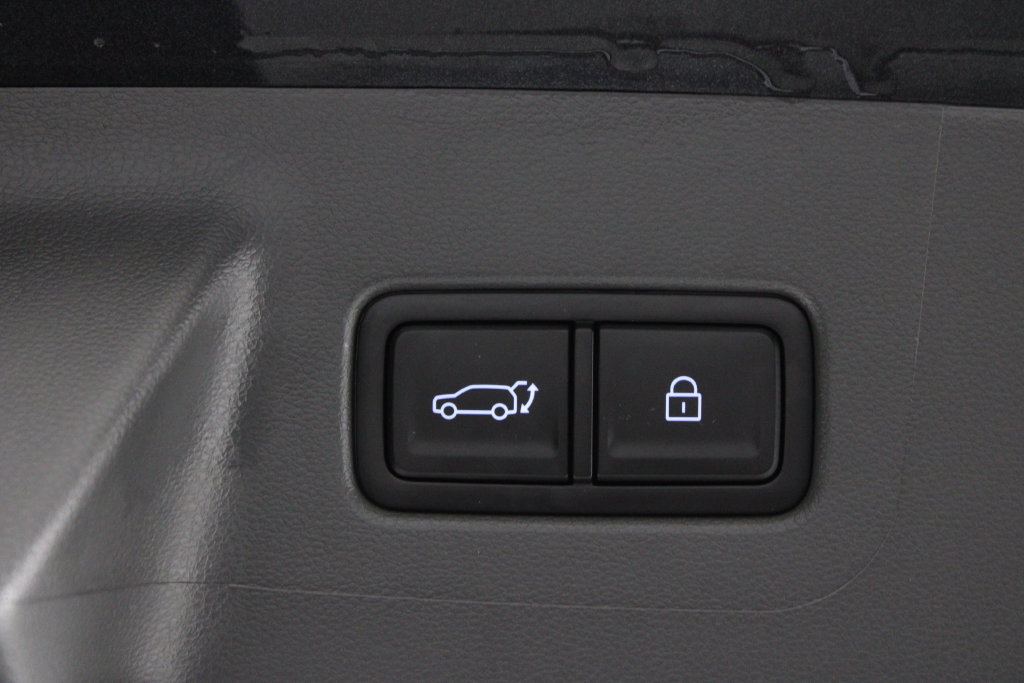 Certified 2026 Hyundai Santa Fe SEL w/ Tow & Go Package FWD image 19