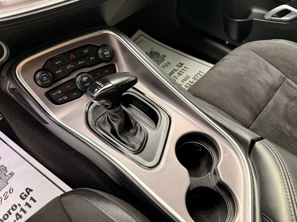Used 2022 Dodge Challenger R/T w/ Plus Package RWD image 20