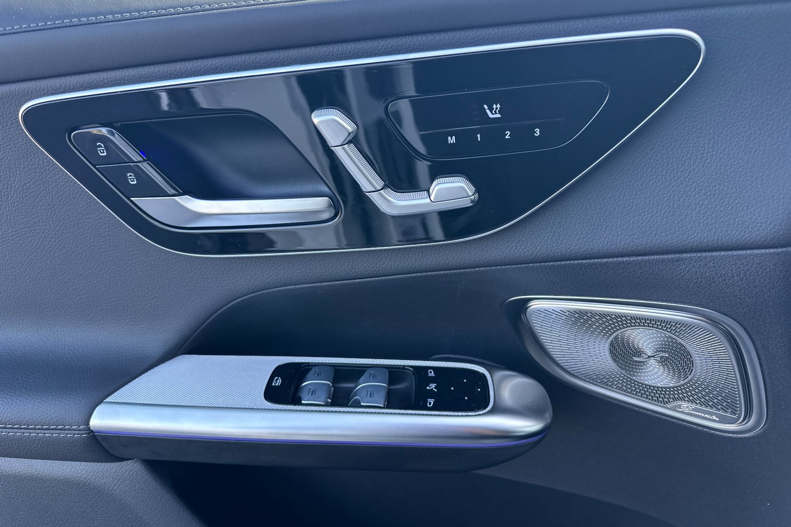 New 2026 Mercedes-Benz GLC 350e 4MATIC image 11