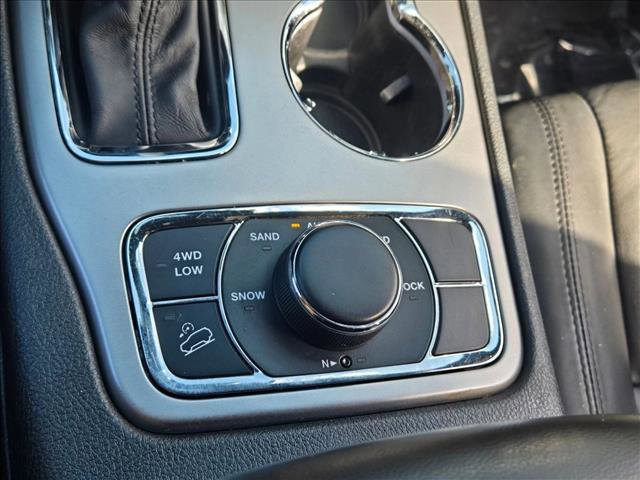 Used 2018 Jeep Grand Cherokee Limited w/ Trailer Tow Group IV image 14