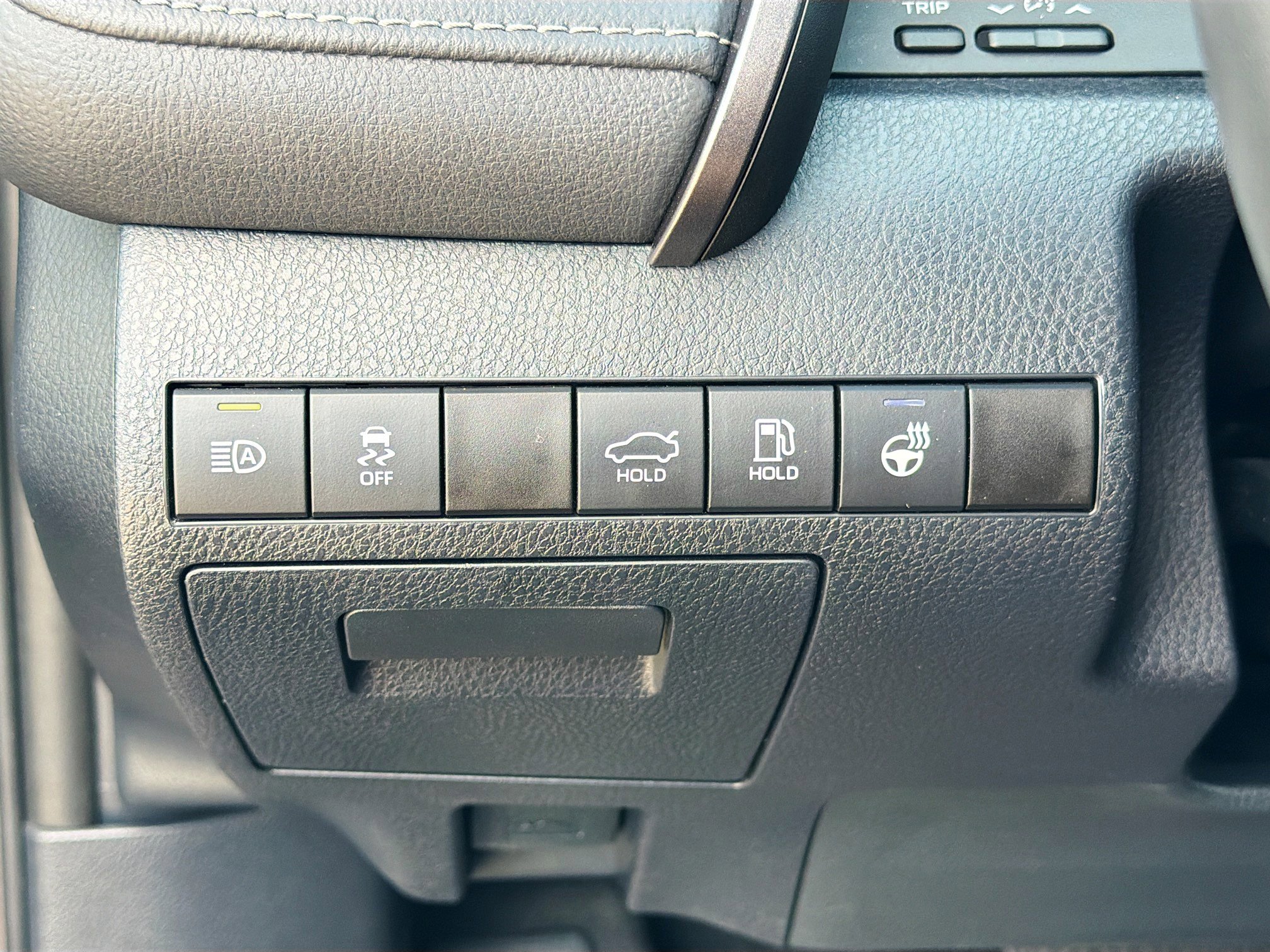 Used 2024 Toyota Camry SE w/ Cold Weather Package image 30