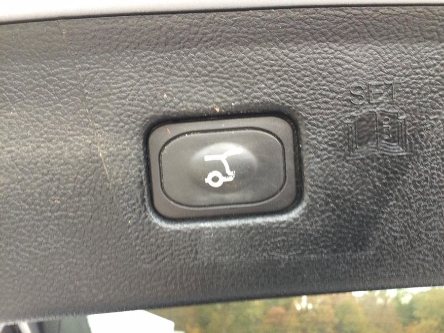 Used 2019 Ford Edge ST w/ Cold Weather Package image 25