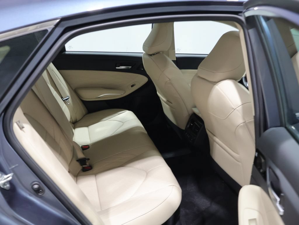 Used 2020 Toyota Avalon Limited w/ All Weather Liner Package FWD image 20