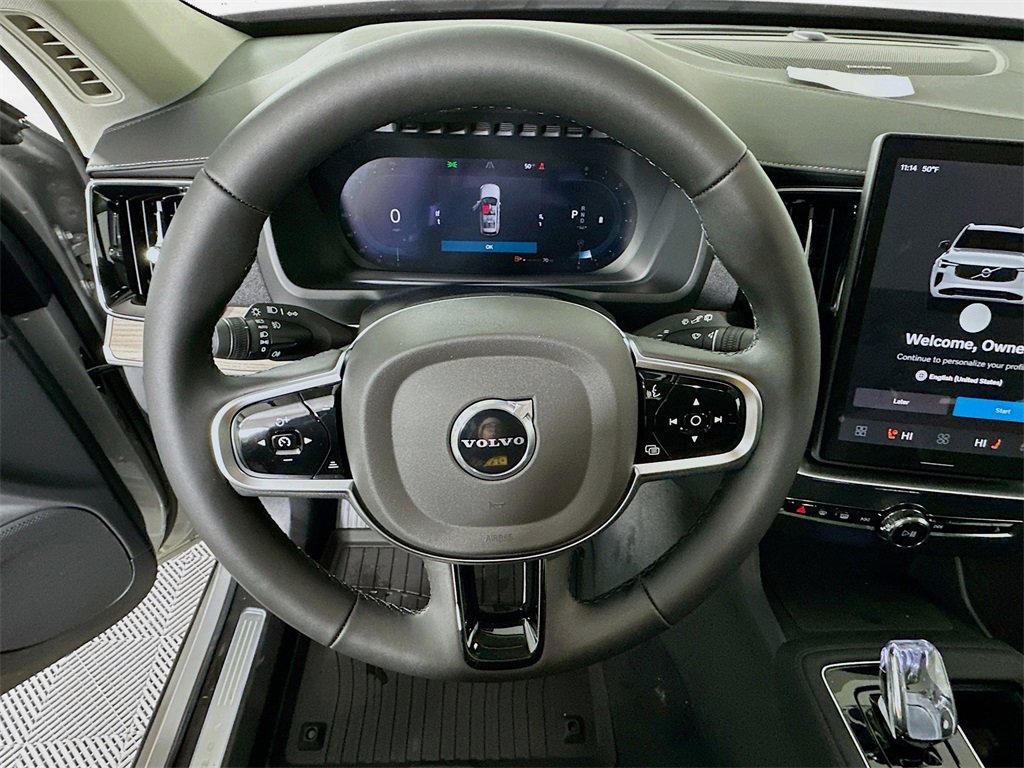 Used 2025 Volvo XC90 B5 Plus w/ Protection Package Premier image 18