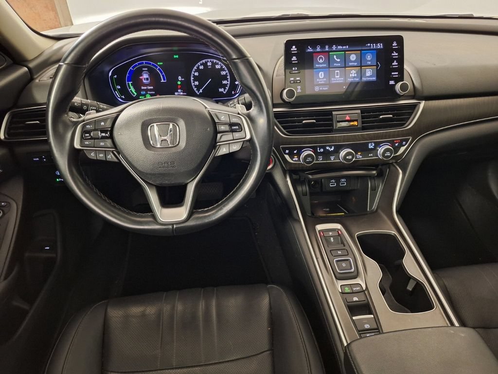 Used 2022 Honda Accord Touring image 9