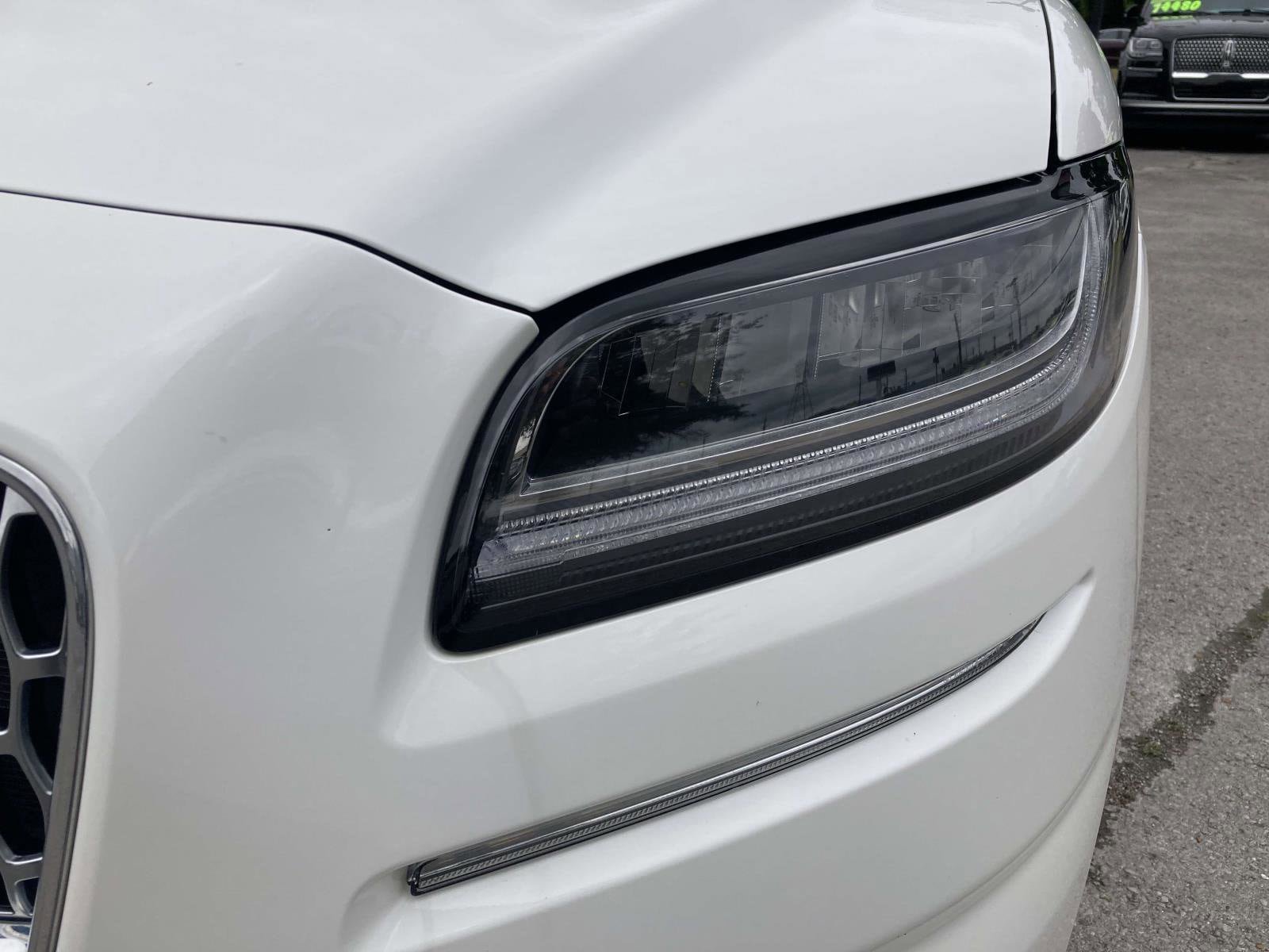 Certified 2022 Lincoln Nautilus AWD w/ Premium Package image 11