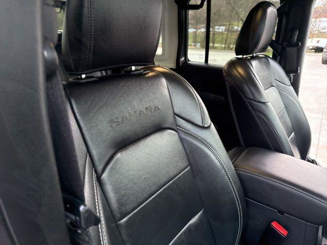 Used 2021 Jeep Wrangler Unlimited Sahara w/ Dual Top Group image 36