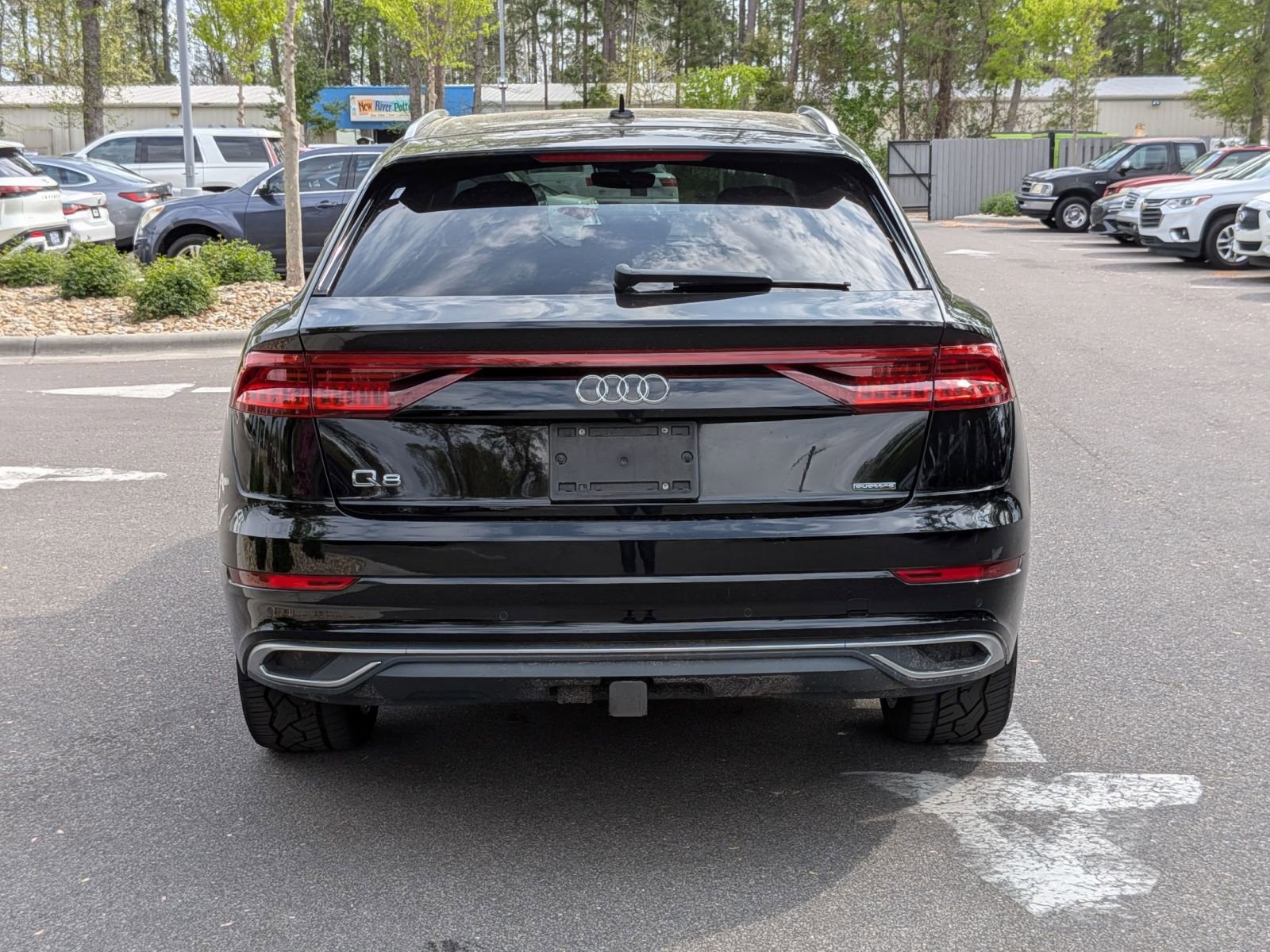 Used 2019 Audi Q8 Premium image 4