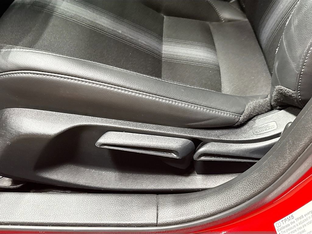 Used 2023 Honda Civic Sport image 18
