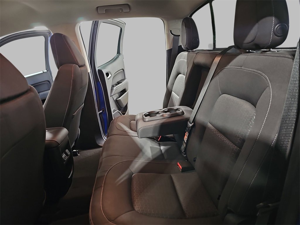 Used 2018 GMC Canyon SLE w/ SLE Convenience Package image 13