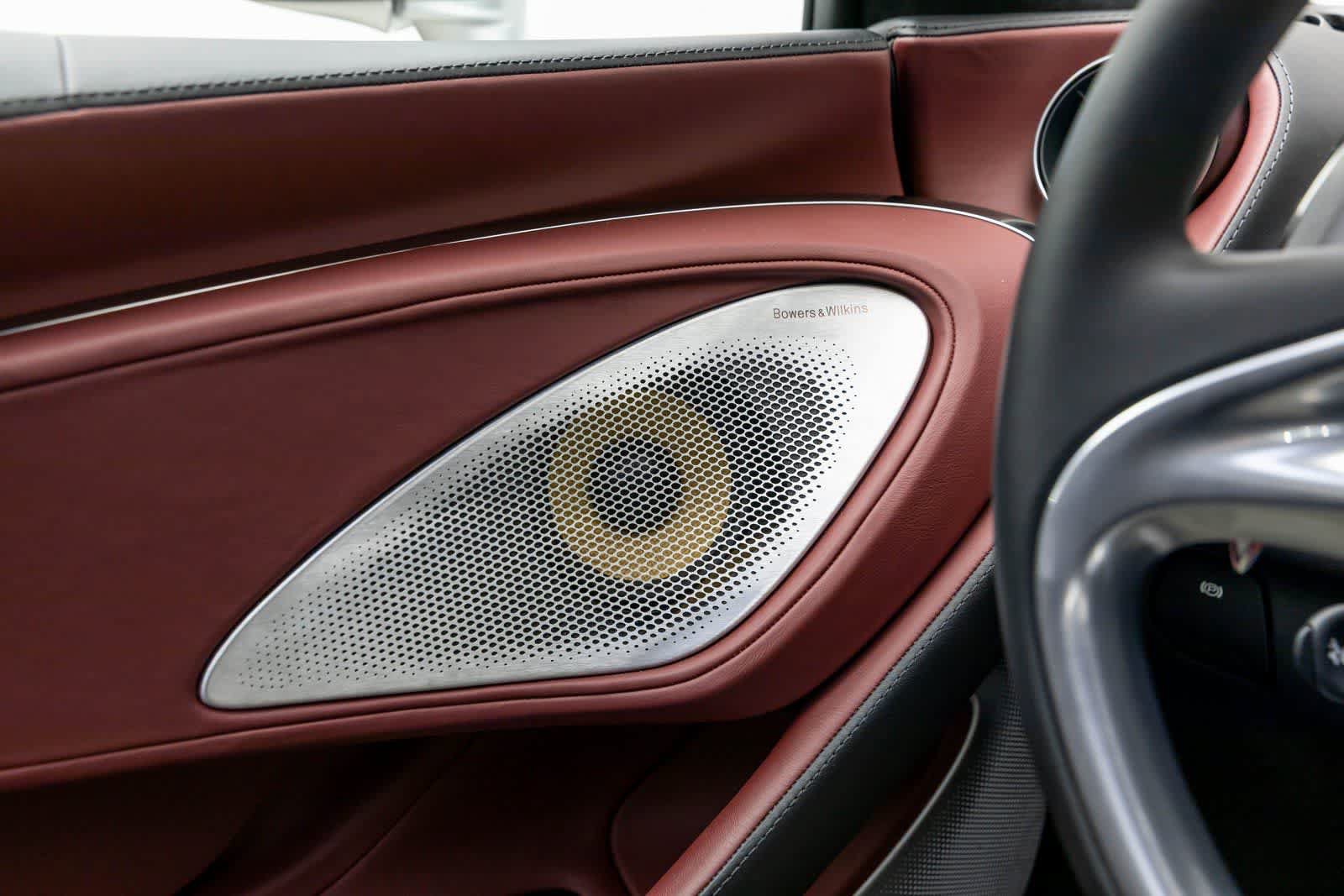 Used 2025 McLaren GTS RWD image 28