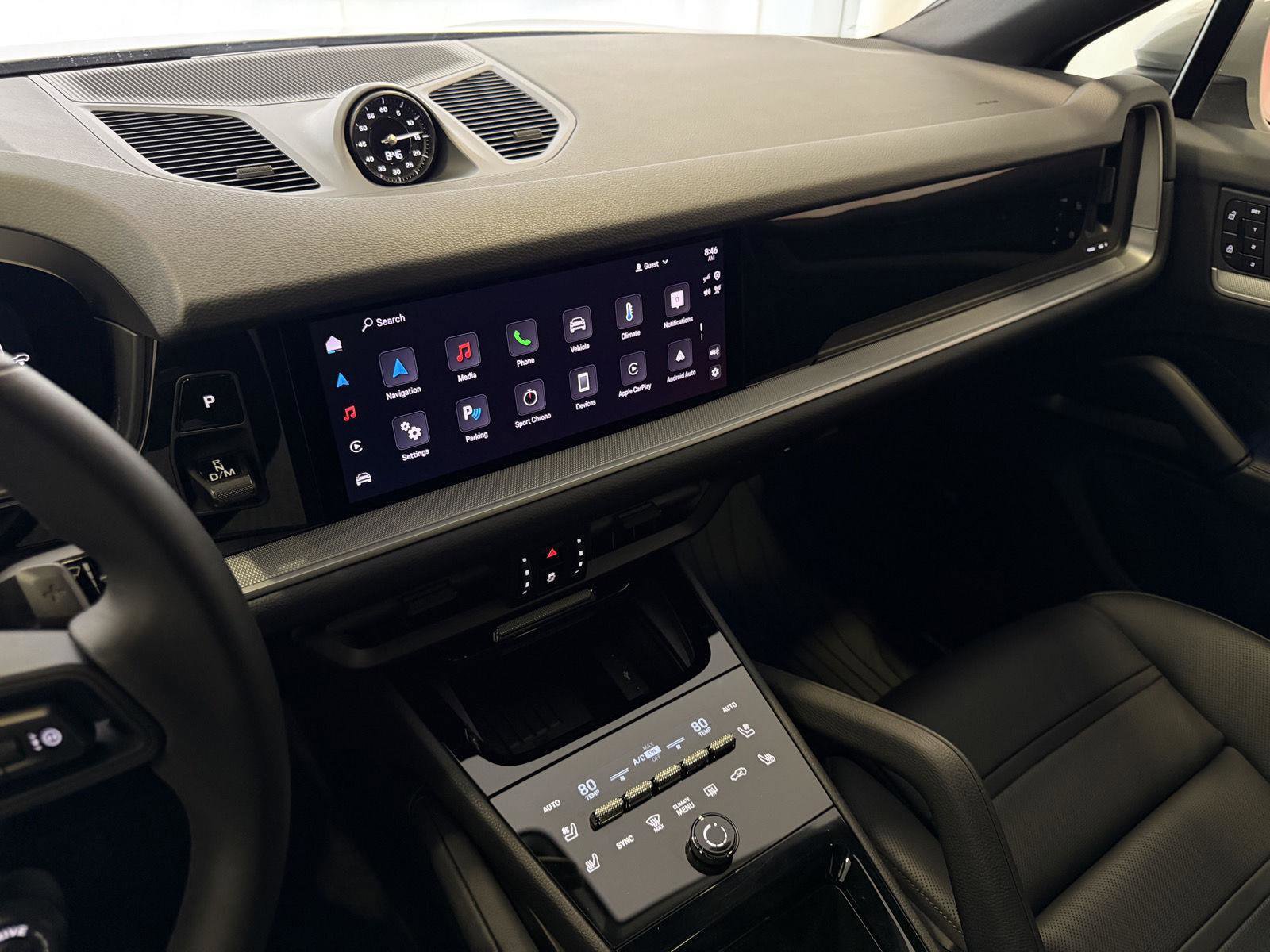 Certified 2025 Porsche Cayenne Coupe image 18