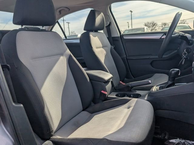 Used 2018 Volkswagen Jetta S FWD image 22