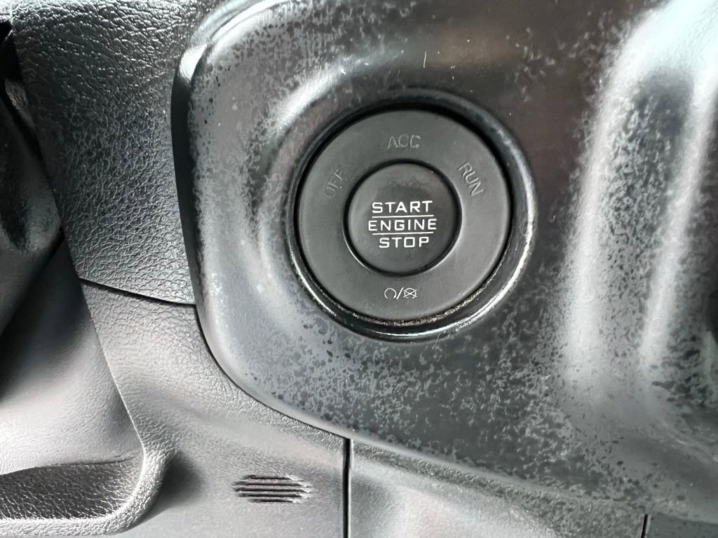 Used 2023 Jeep Wrangler Sahara w/ Cold Weather Group image 31